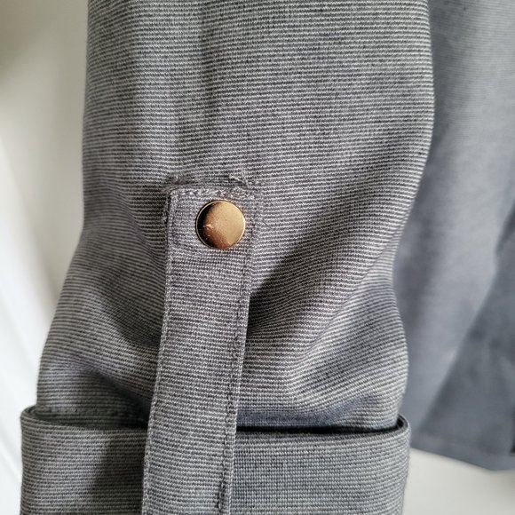 Dynamite women's long blue-grey open blazer with pockets, Size S - Picture 3 of 6